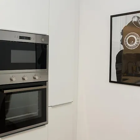 Stylish Retreat High-end Flat Downtown By Flat Mаnager Appartamento