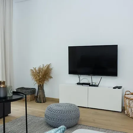 Lägenhet Stylish Retreat High-end Flat Downtown By Flat Mаnager *