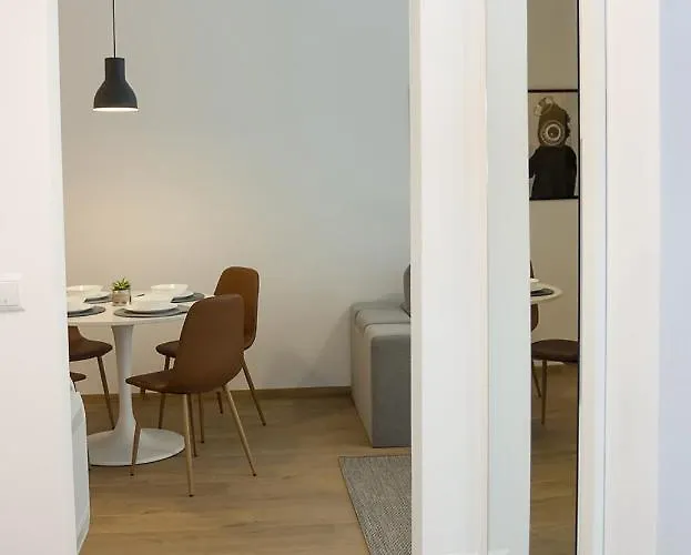 Daire Stylish Retreat High-end Flat Downtown By Flat Mаnager Varna