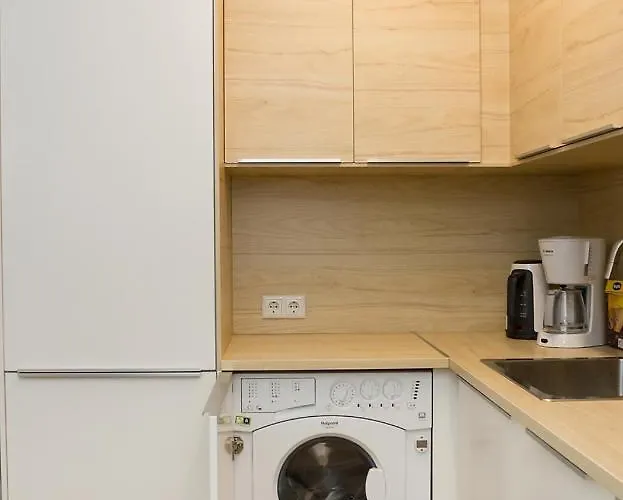 Stylish Retreat High-end Flat Downtown By Flat Mаnager דירה *