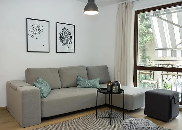 Stylish Retreat High-end Flat Downtown By Flat Mаnager Daire